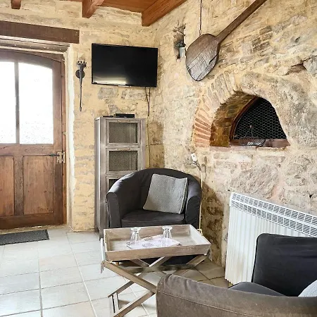 Le Four A Pain Bed & Breakfast